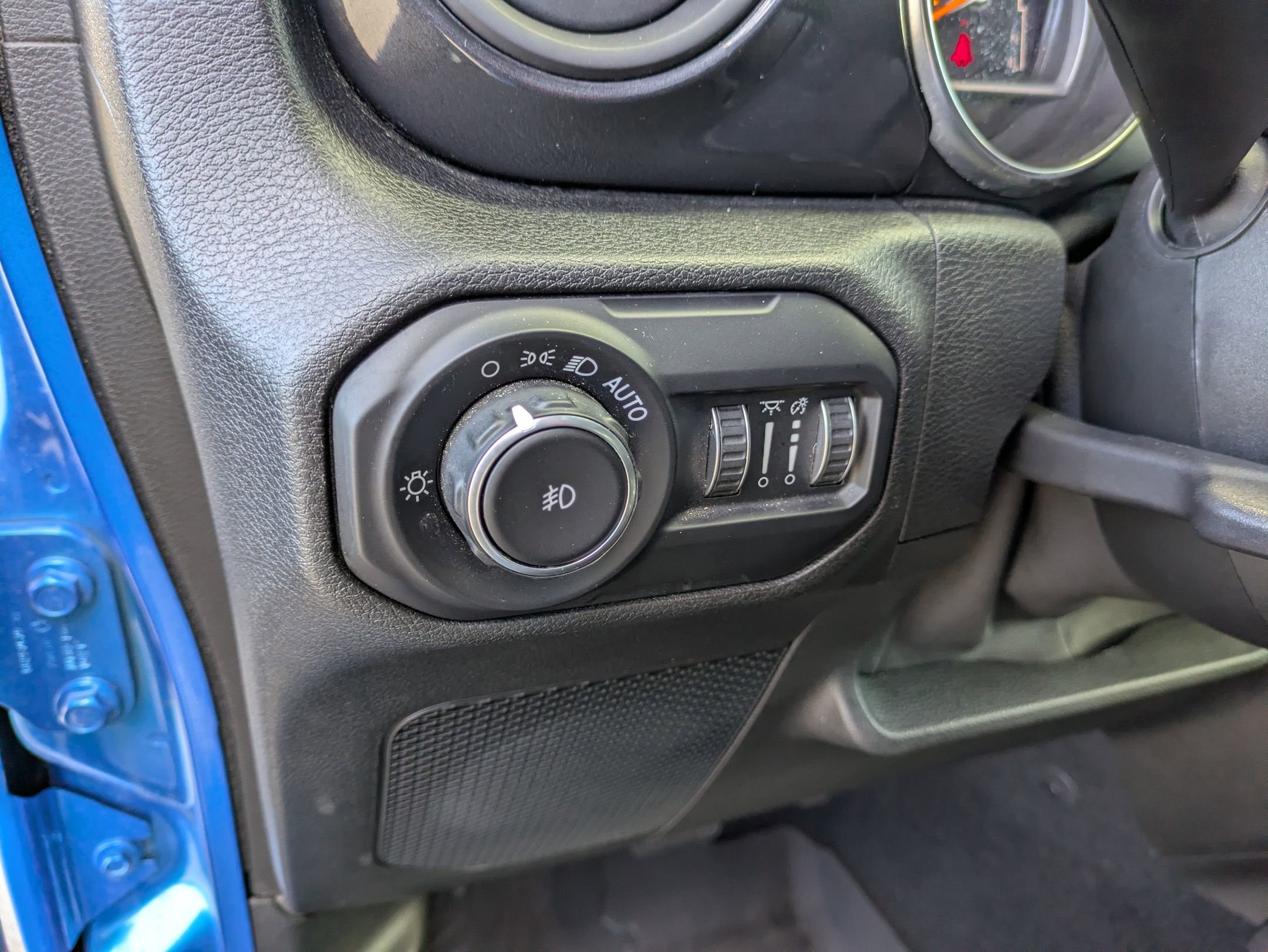 Used 2021 Jeep Wrangler Unlimited Sport w/ LED Headlamp & Fog Lamp Group image 18