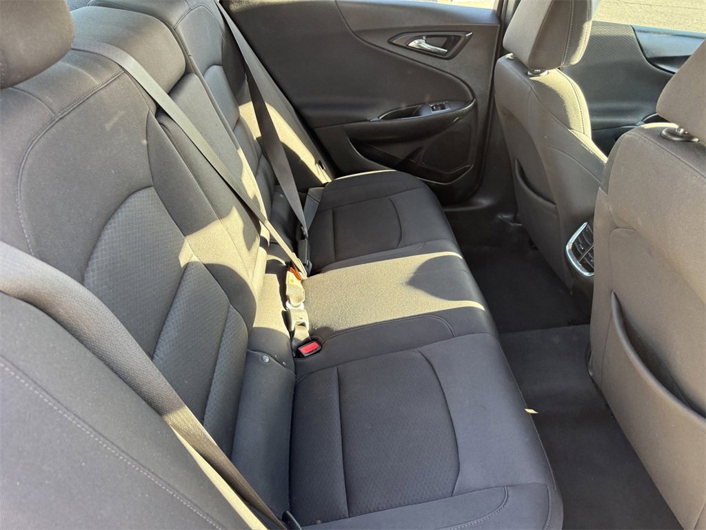 Used 2021 Chevrolet Malibu LT image 7