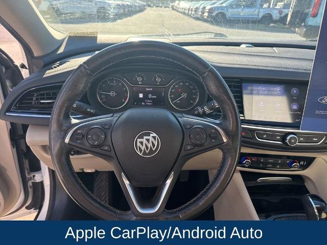 Used 2019 Buick Regal Essence w/ Sights and Sounds Package image 17