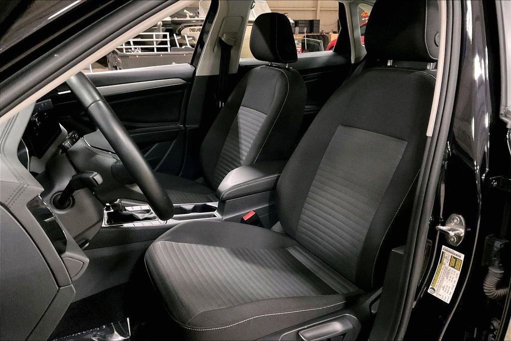 Used 2025 Volkswagen Jetta S FWD image 23