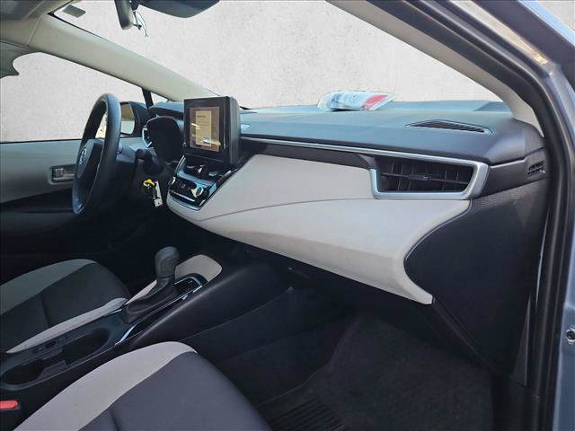 Used 2024 Toyota Corolla LE FWD image 17