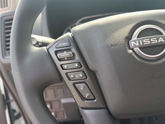 Used 2024 Nissan Frontier S RWD image 15