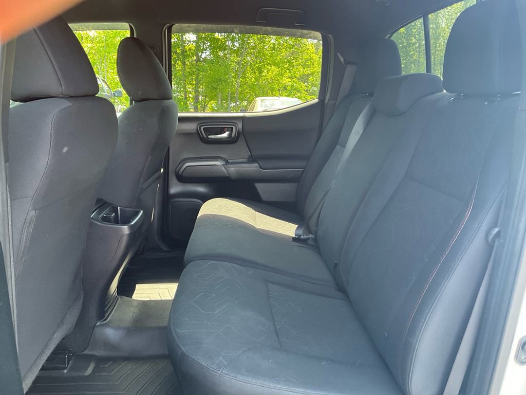 Used 2017 Toyota Tacoma TRD Sport RWD image 14