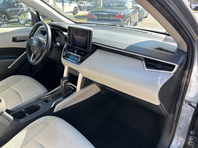 Used 2023 Toyota Corolla Cross LE image 33