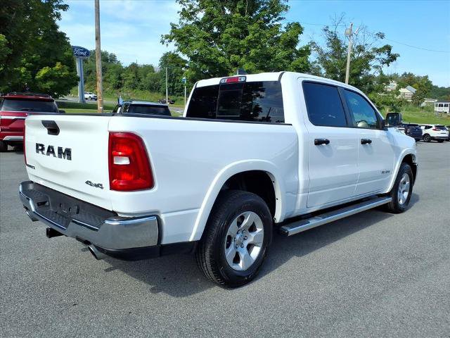 Used 2025 RAM 1500 Big Horn AWD/4WD image 4