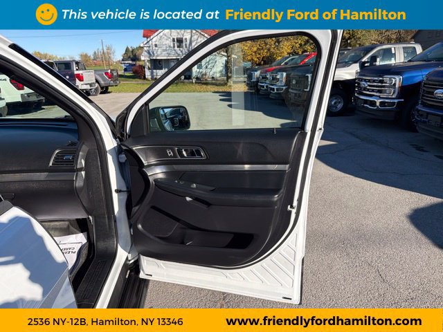 Certified 2019 Ford Explorer XLT w/ Equipment Group 201A AWD/4WD image 32
