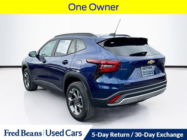 Used 2024 Chevrolet Trax LT w/ Driver Confidence Package FWD image 7