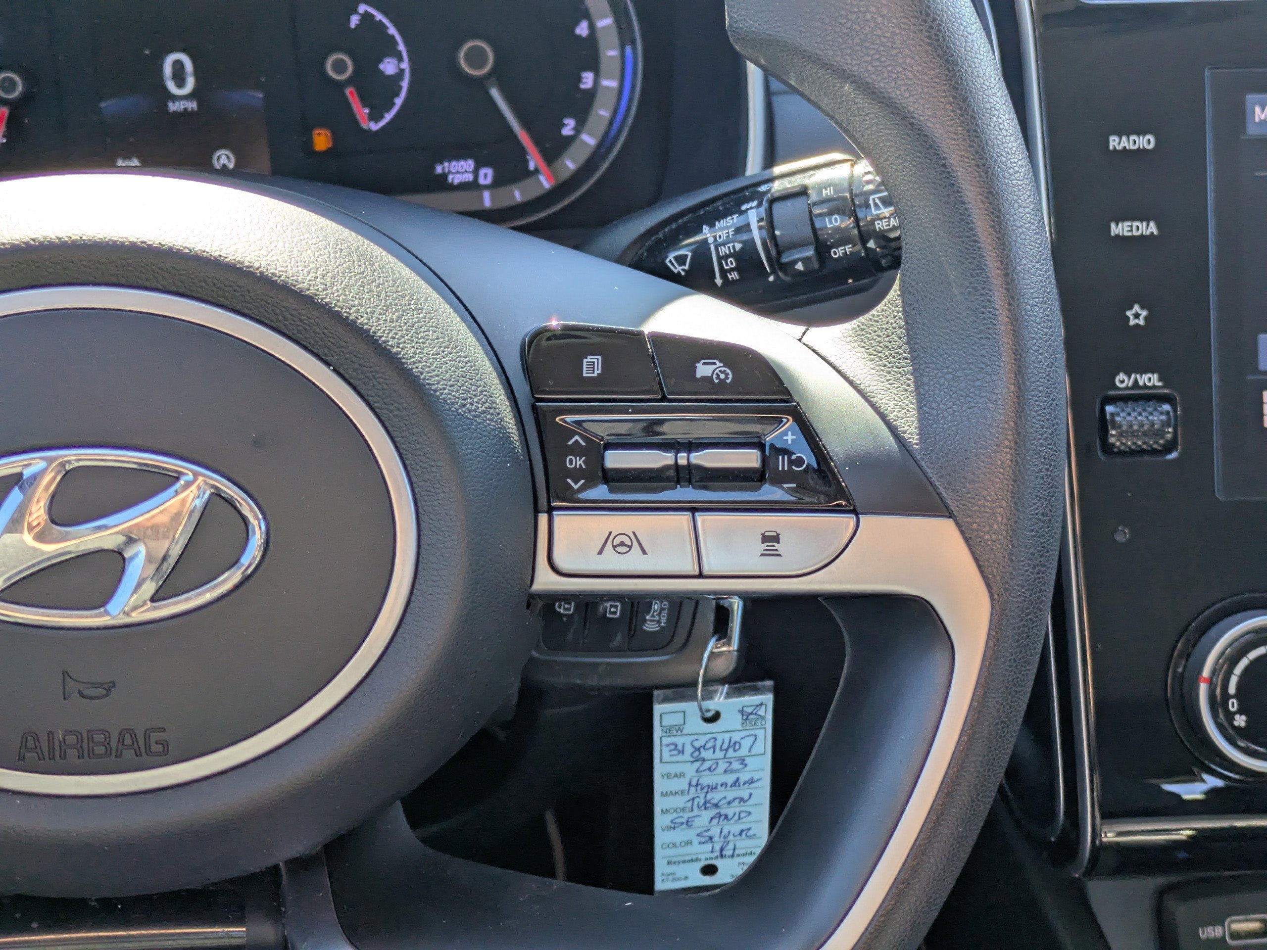 Used 2023 Hyundai Tucson SE image 17