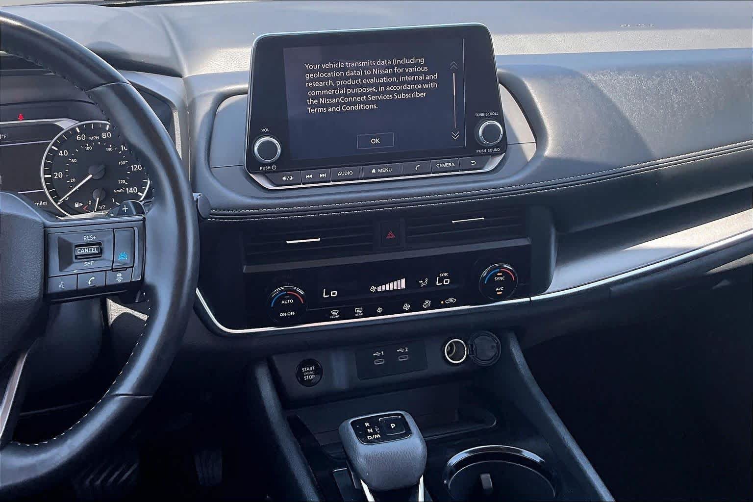 Used 2025 Nissan Rogue SV FWD image 7