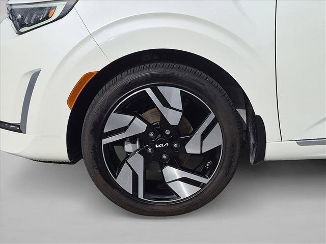 Used 2023 Kia Soul GT-Line w/ GT-Line Technology Package FWD image 23