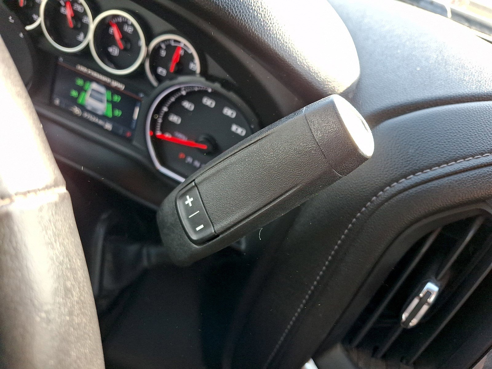 Used 2022 Chevrolet Silverado 1500 RST w/ Safety Package image 13