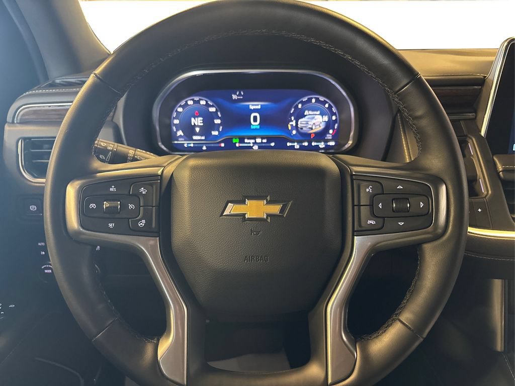 Used 2023 Chevrolet Tahoe Premier AWD/4WD image 31