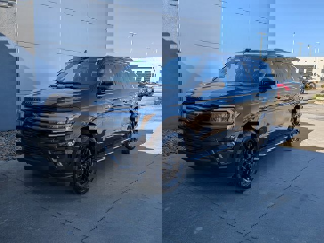 Certified 2022 Ford Expedition Max XLT image 8