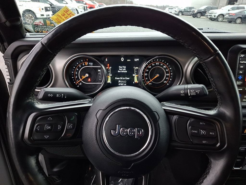 Used 2021 Jeep Gladiator Willys image 20