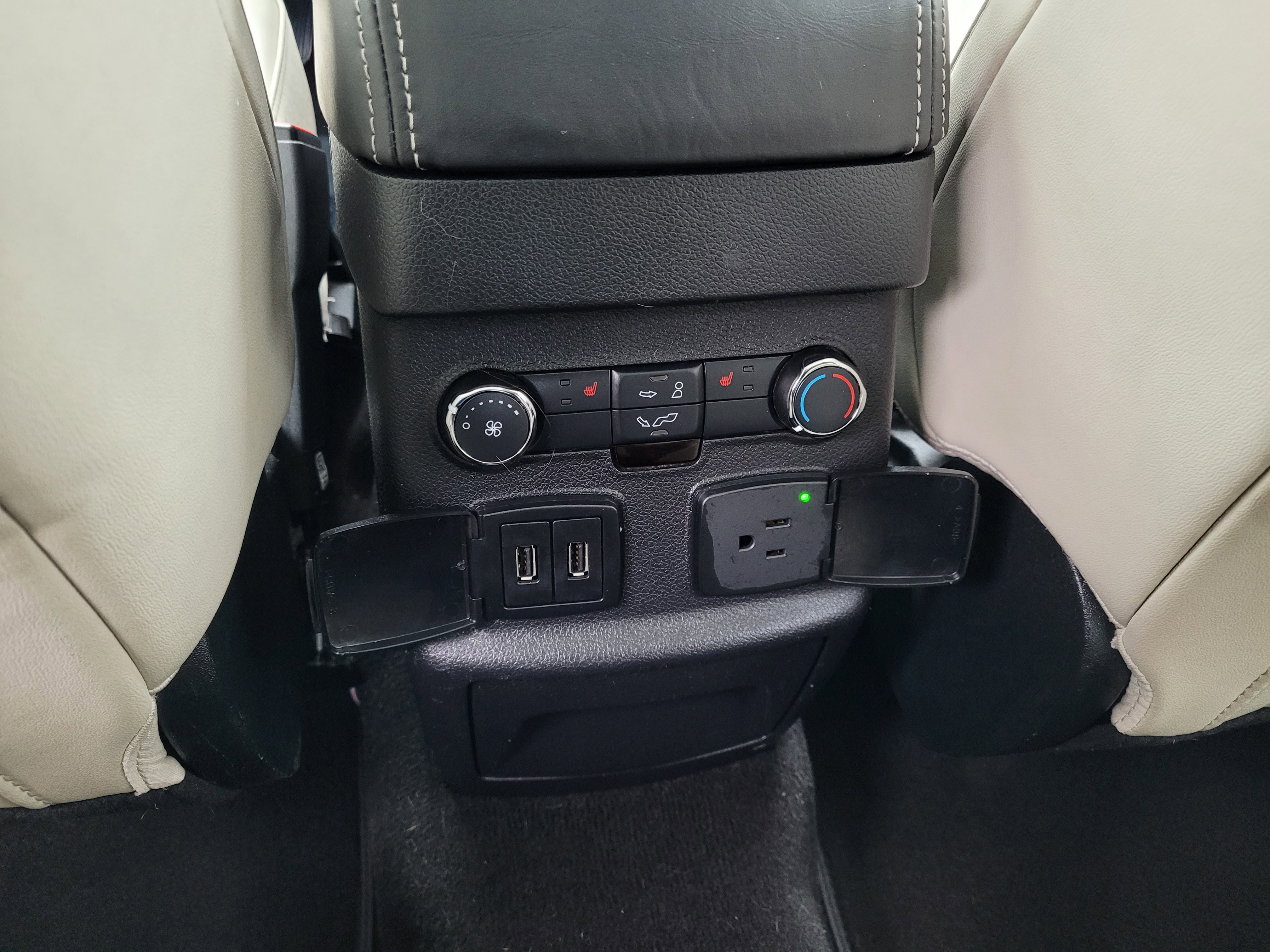 Certified 2019 Ford Explorer Platinum image 16