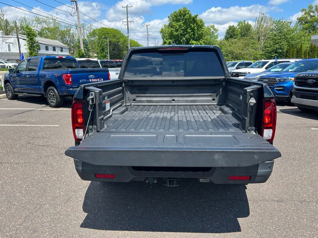 Used 2018 Honda Ridgeline Black Edition image 9