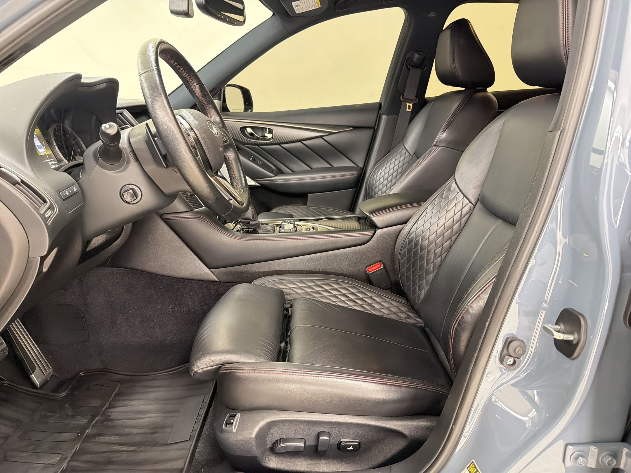 Used 2024 INFINITI Q50 Red Sport 400 AWD/4WD image 5