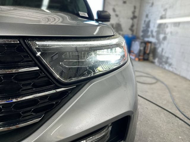 Certified 2020 Ford Explorer XLT w/ Equipment Group 202A AWD/4WD image 9