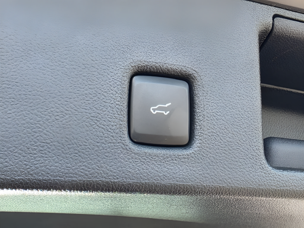 Certified 2024 Ford Escape Active AWD/4WD image 12
