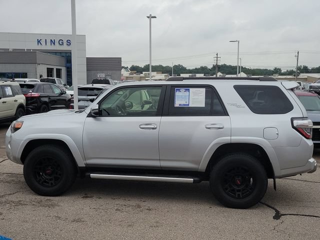 Used 2024 Toyota 4Runner TRD Off-Road Premium w/ Moonroof Package AWD/4WD image 2