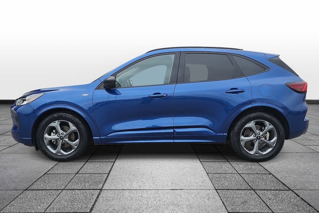 Certified 2023 Ford Escape ST-Line w/ Tech Pack #1 FWD image 8