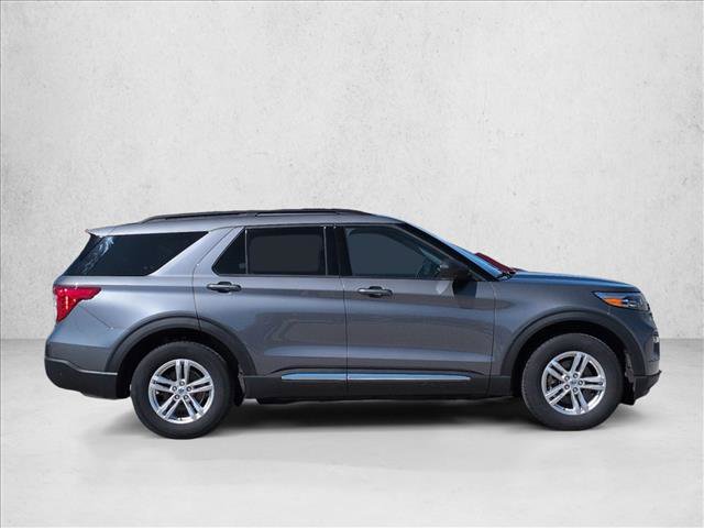 Certified 2024 Ford Explorer XLT w/ Equipment Group 202A image 4