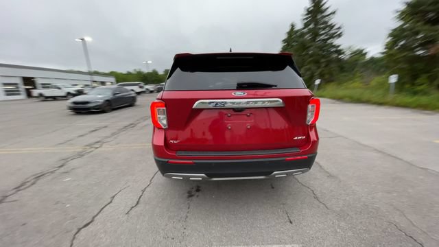 Certified 2023 Ford Explorer XLT w/ Equipment Group 202A AWD/4WD image 8