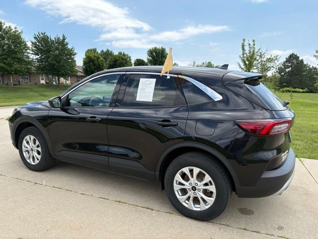 Certified 2024 Ford Escape Active AWD/4WD image 6