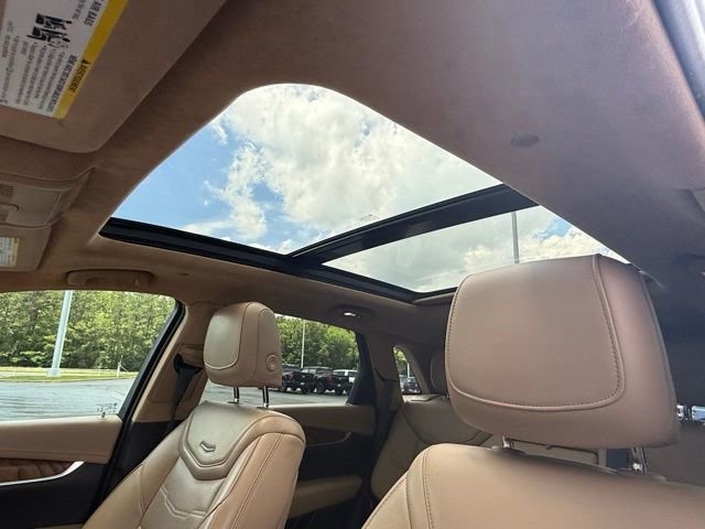 Used 2022 Cadillac XT5 Premium Luxury w/ Platinum Package FWD image 35