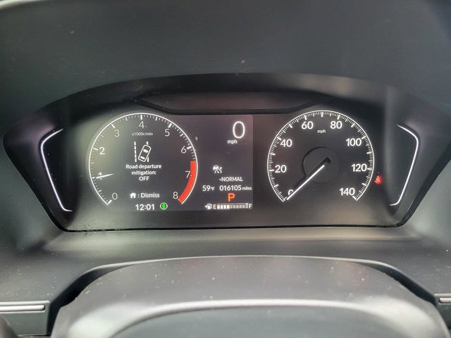 Used 2025 Honda Pilot TrailSport image 18
