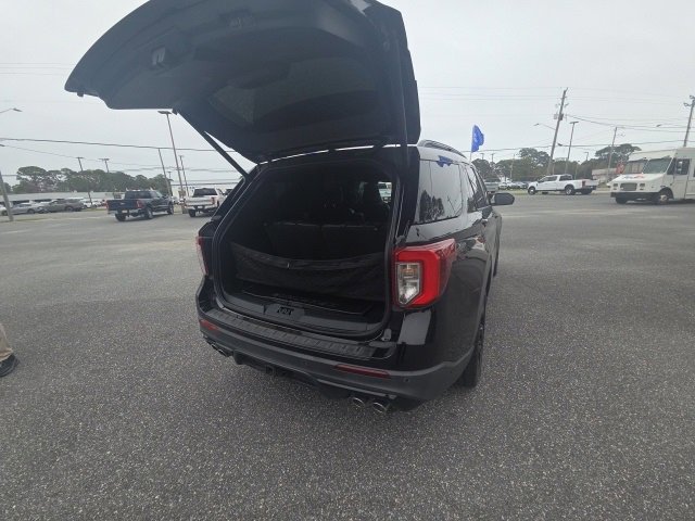 Certified 2020 Ford Explorer ST w/ ST High-Performance Pack image 5