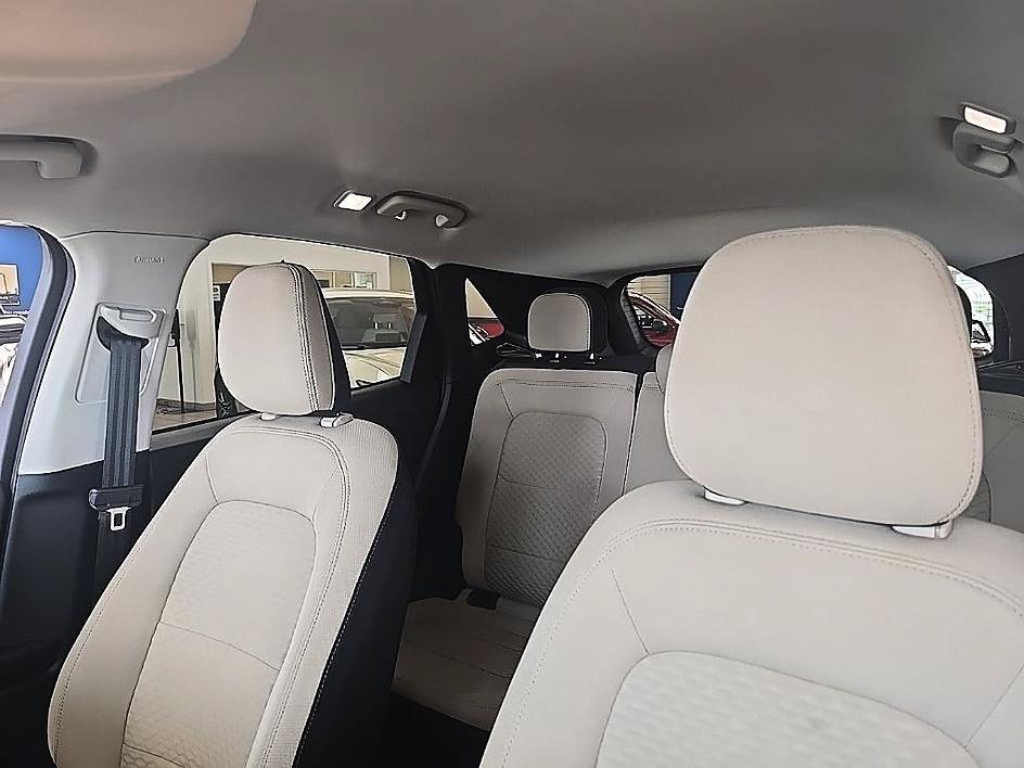 Certified 2022 Ford Escape SE AWD/4WD image 27