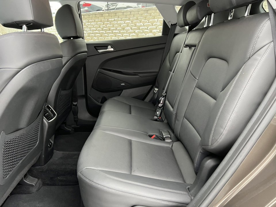 Used 2019 Hyundai Tucson Limited w/ Cargo Package image 11