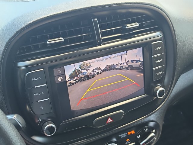 Used 2024 Kia Soul LX FWD image 24