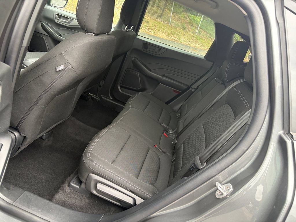 Certified 2025 Ford Escape Active AWD/4WD image 16