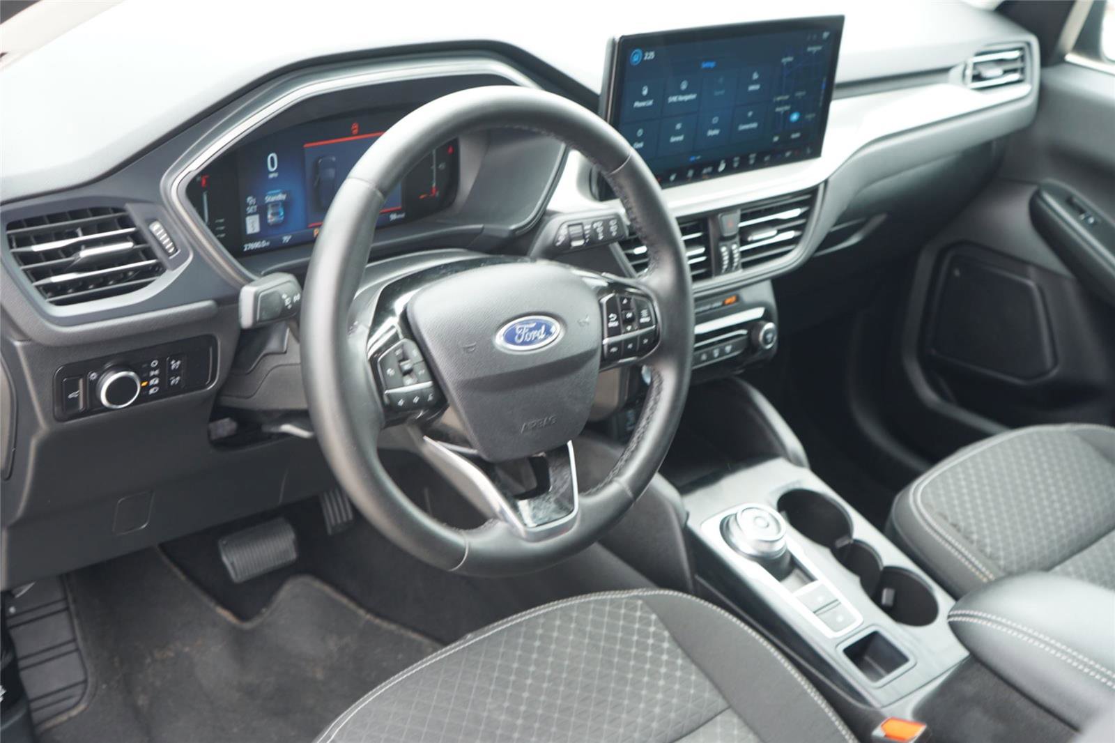 Certified 2023 Ford Escape Active w/ Tech Pack #1 AWD/4WD image 9