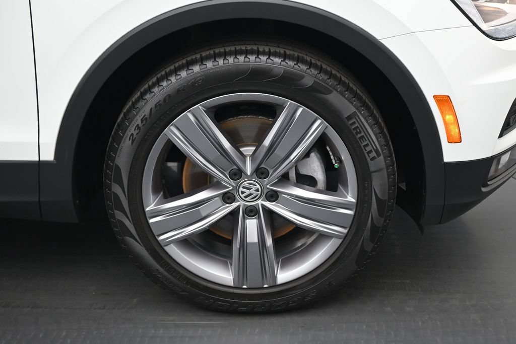 Used 2021 Volkswagen Tiguan SEL FWD image 24
