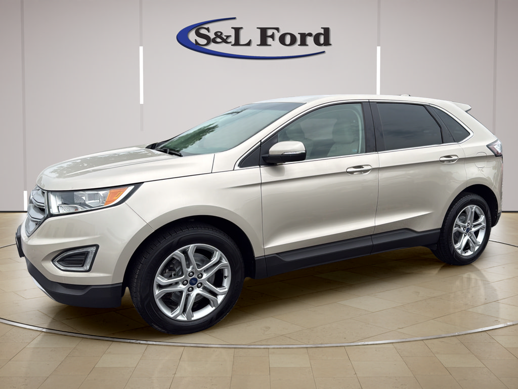 Certified 2017 Ford Edge Titanium w/ Technology Package AWD/4WD image 2