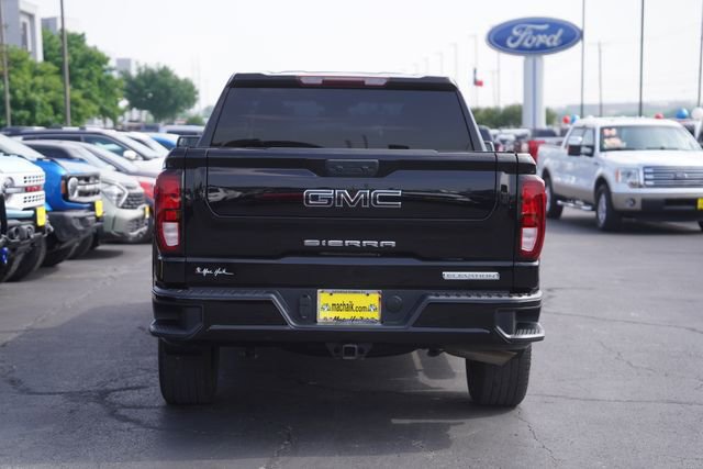 Used 2025 GMC Sierra 1500 Elevation w/ LPO, Elevation Black Package AWD/4WD image 7