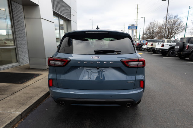 Certified 2025 Ford Escape ST-Line Elite w/ Premium Technology Package image 3