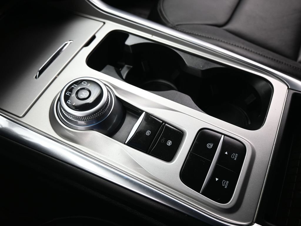 Certified 2020 Ford Explorer Limited w/ Hybrid Equipment Group 310A image 17