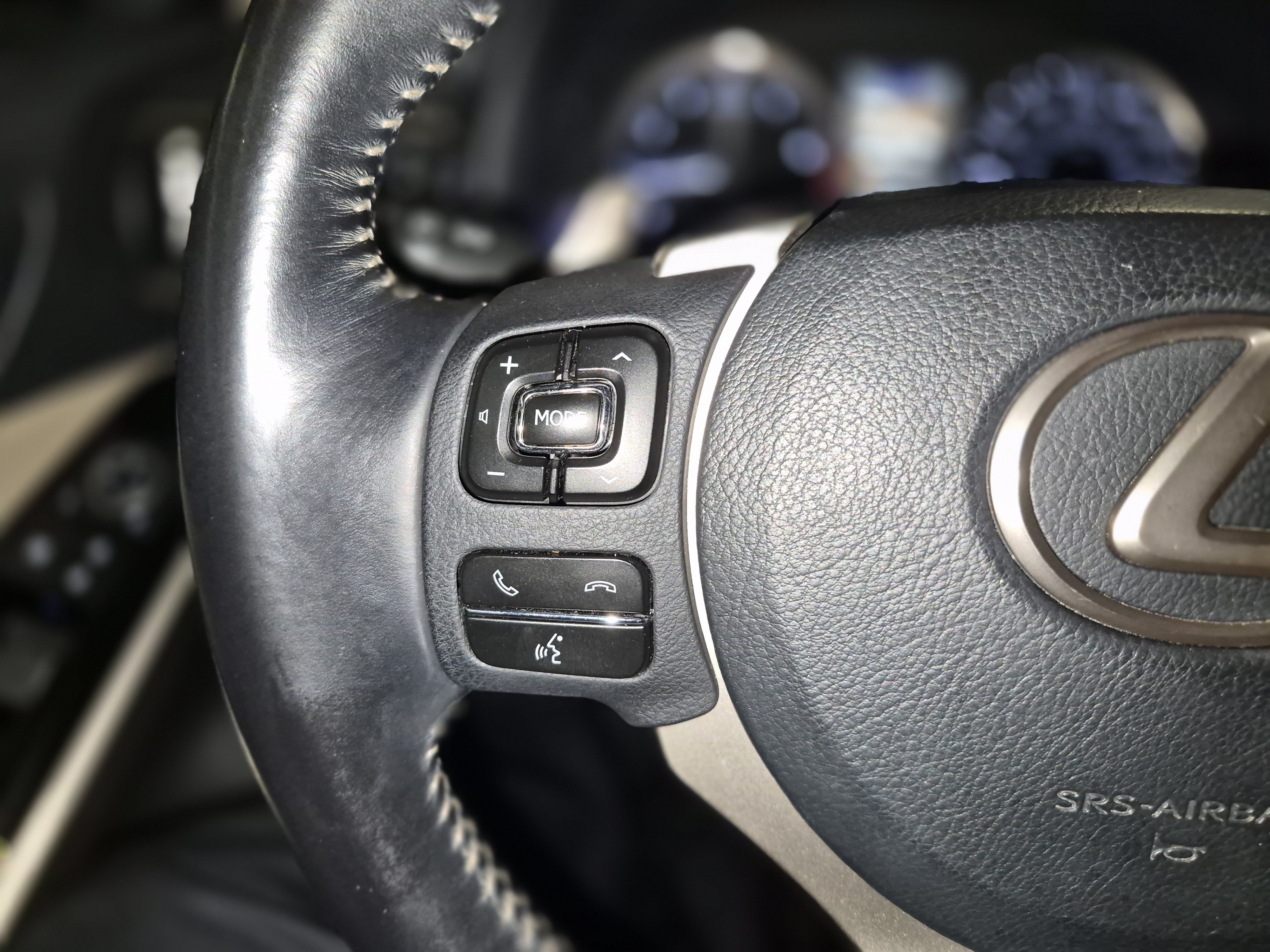 Used 2020 Lexus IS 300 w/ Accessory Package RWD image 24