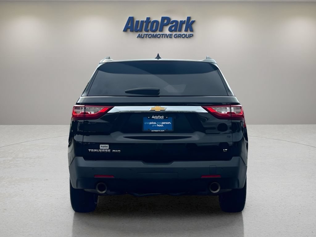 Used 2018 Chevrolet Traverse LT w/ LPO, 'HIT The Road' Package AWD/4WD image 6