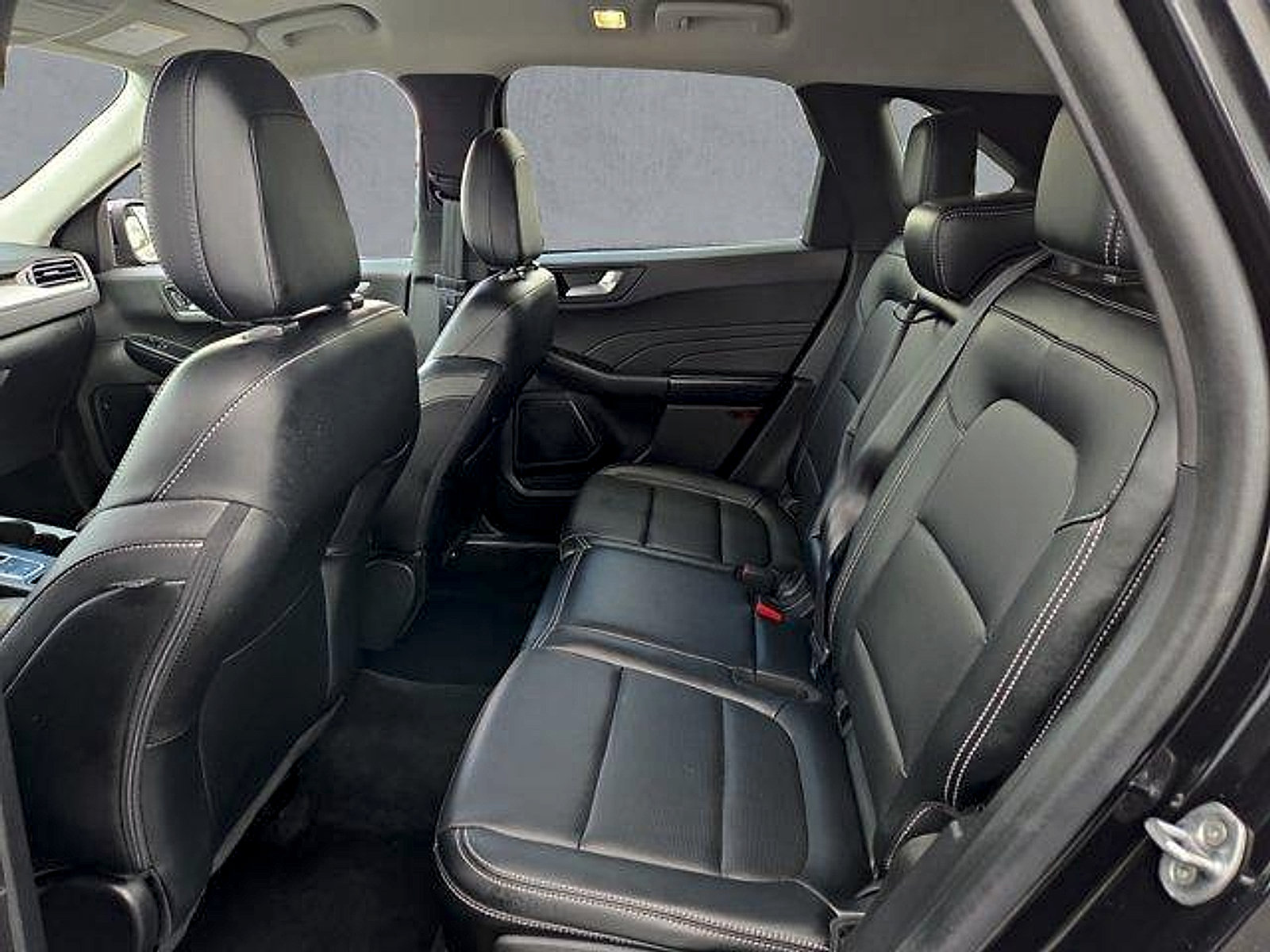 Certified 2023 Ford Escape Platinum AWD/4WD image 23