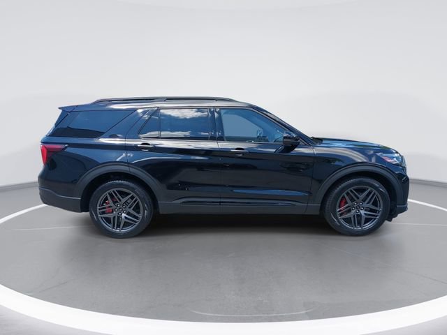 Certified 2025 Ford Explorer ST w/ Sun And Sound Package AWD/4WD image 6