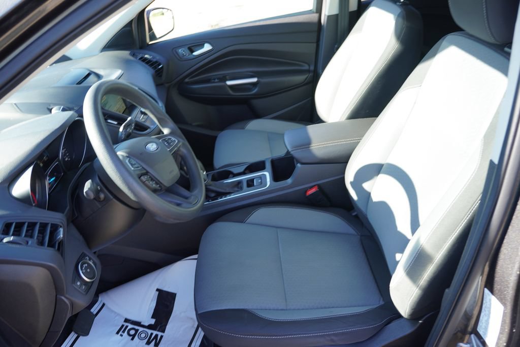 Certified 2018 Ford Escape SE w/ SE Sync 3 Package AWD/4WD image 15
