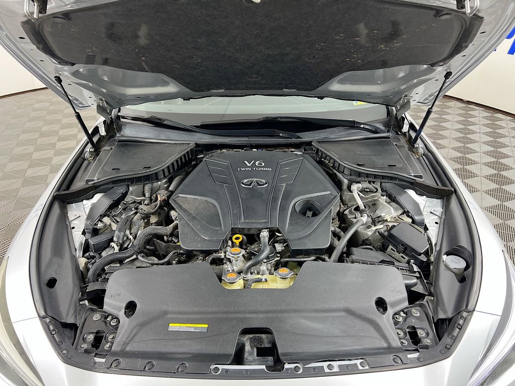 Used 2019 INFINITI Q50 Luxe w/ Essential Package (3.0T Luxe) AWD/4WD image 34