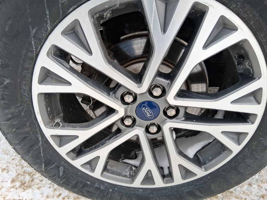 Certified 2022 Ford Escape SEL image 31