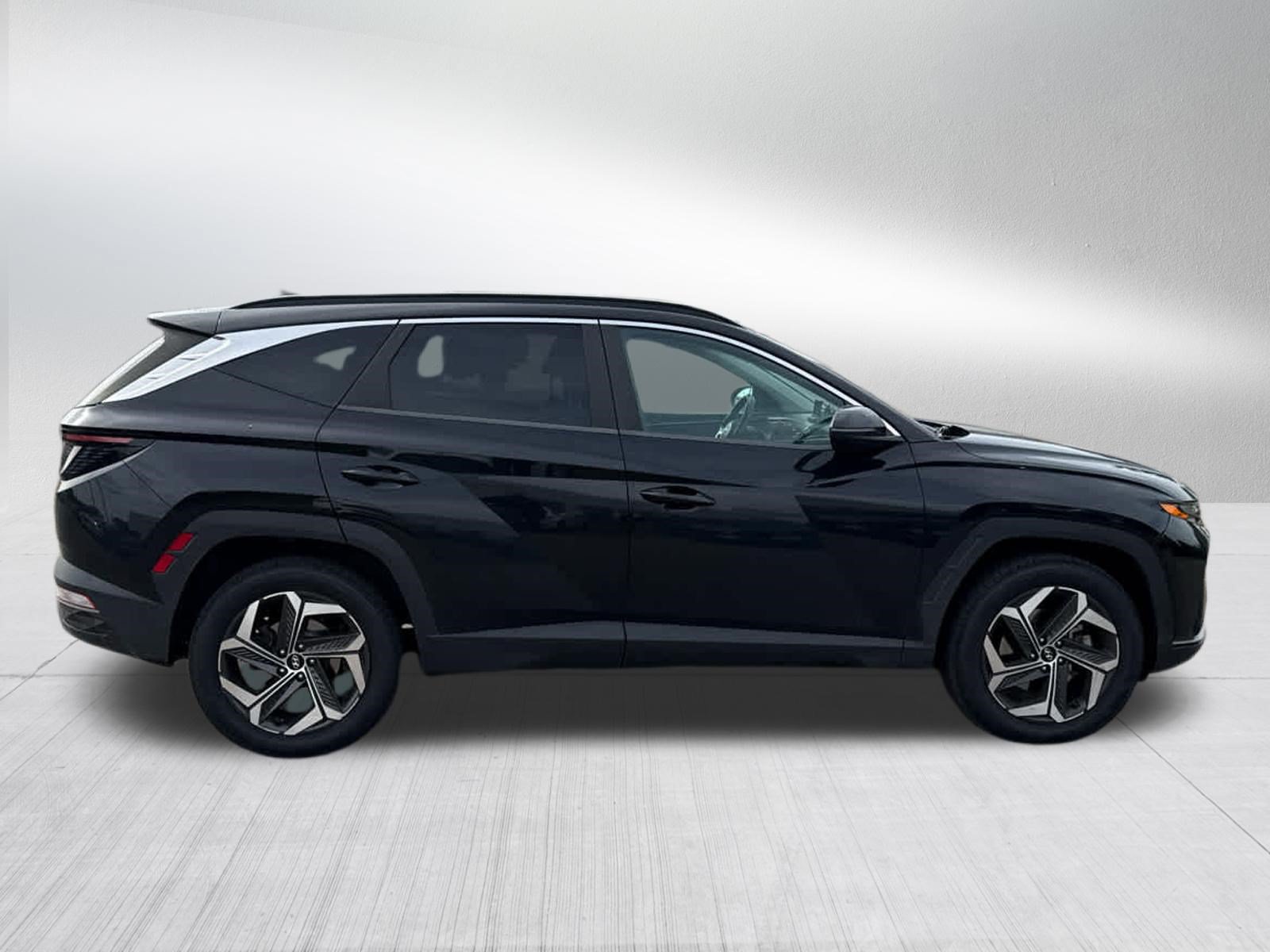 Used 2022 Hyundai Tucson SEL w/ Convenience + Premium Package AWD/4WD image 8