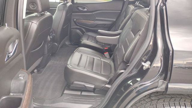 Used 2021 GMC Acadia Denali w/ Denali Ultimate Package AWD/4WD image 22